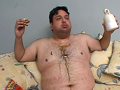 Fat Amateur Guy Eating A Cake And Fucking Handsome Crissy Cums