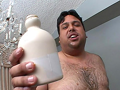 Fat Amateur Guy Eating A Cake And Fucking Handsome Crissy Cums