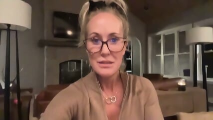 Granny Brandi Love Livestream
