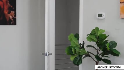 Juan Loco And Dee Williams Stepmom Sex Lessons