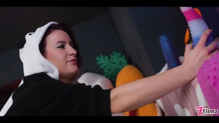Anuskatzz, Missflora, And Lilylu Have Some Cosplay Anal Fisting Fun Anuskatzz, Missflora, And Lilylu Have Some Cosplay Anal Fisting Fun