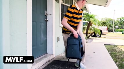 Bombshell MILF Elisa Bethann Lets Her Nerdy Neighbor Fuck Her Brains Out Bombshell MILF Elisa Bethann Lets Her Nerdy Neighbor Fuck Her Brains Out