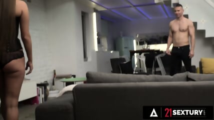 21 SEXTURY Stunning Blonde Gets Her Beautiful Ass Fingered And Fucked By A Big Cock