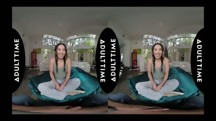 UP CLOSE VR Hot Gymnast Kimmy Kimm Shows You Some Moves While Fucking Your Dick POV